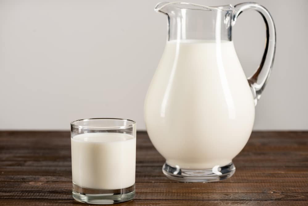 11 Incredible Health Benefits of Milk