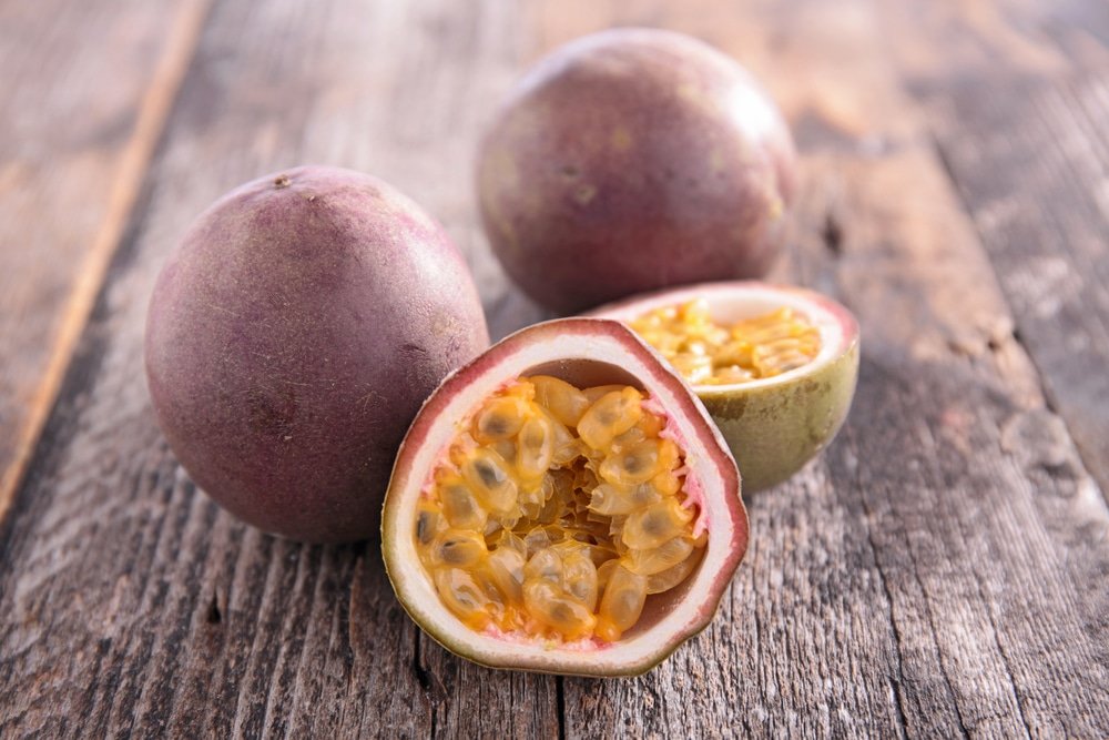 Passion fruit фото