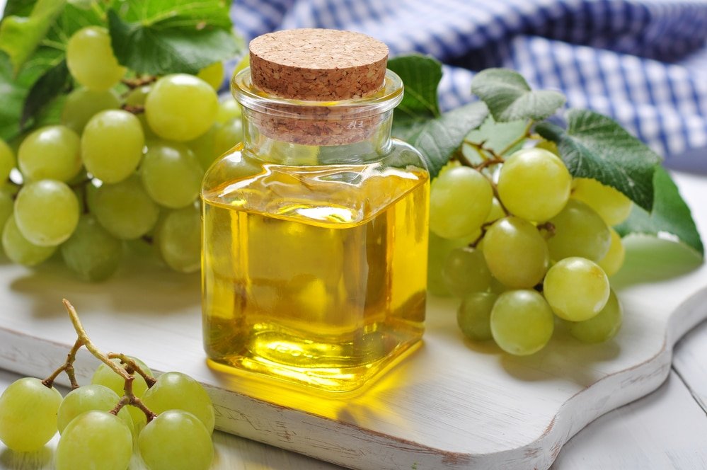 11 Impressive Health Benefits Of Grapeseed Oil
