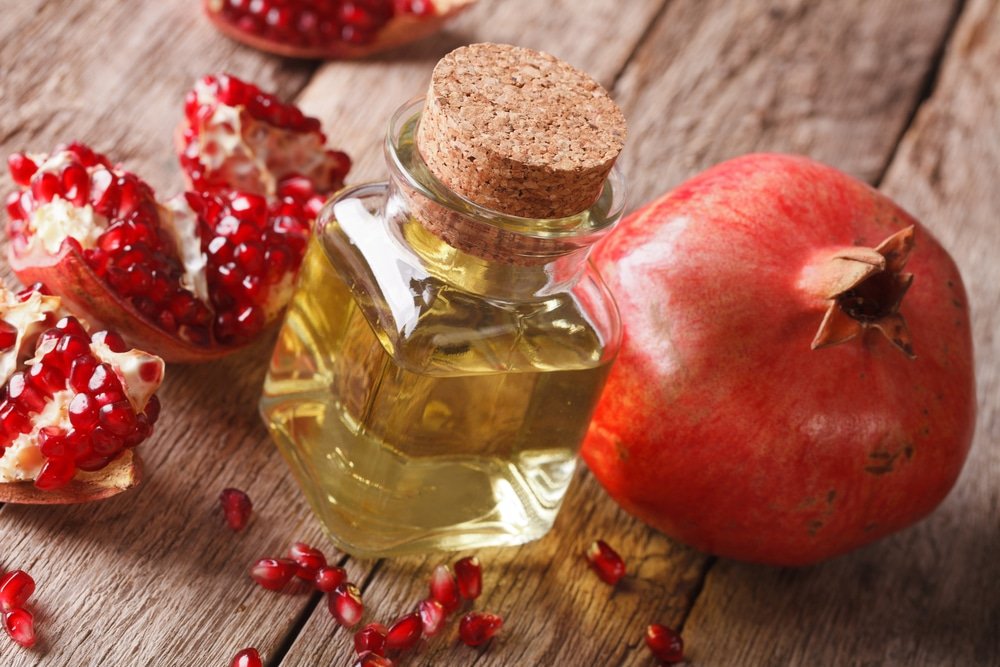 17 Impressive Benefits of Pomegranate Seed Oil - Natural Food Series