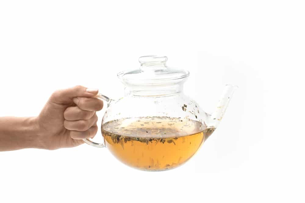 11 Amazing Health Benefits of White Tea