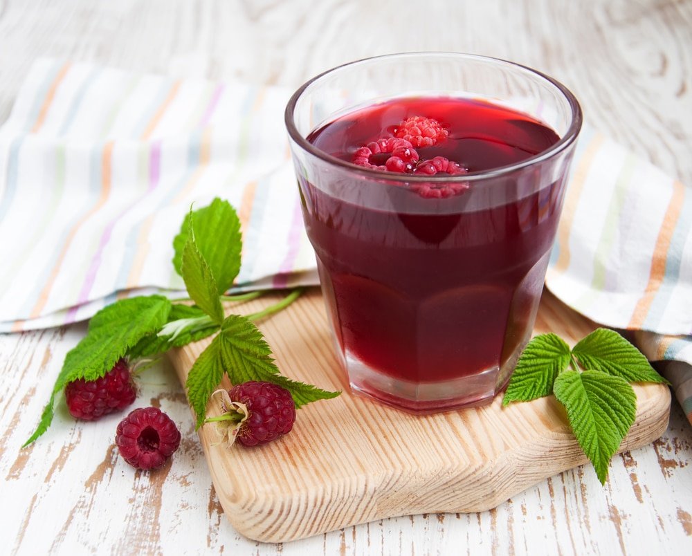 12 Amazing Health Benefits of Raspberry Juice