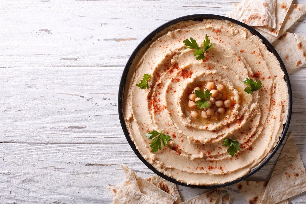 13 Amazing Health Benefits of Hummus